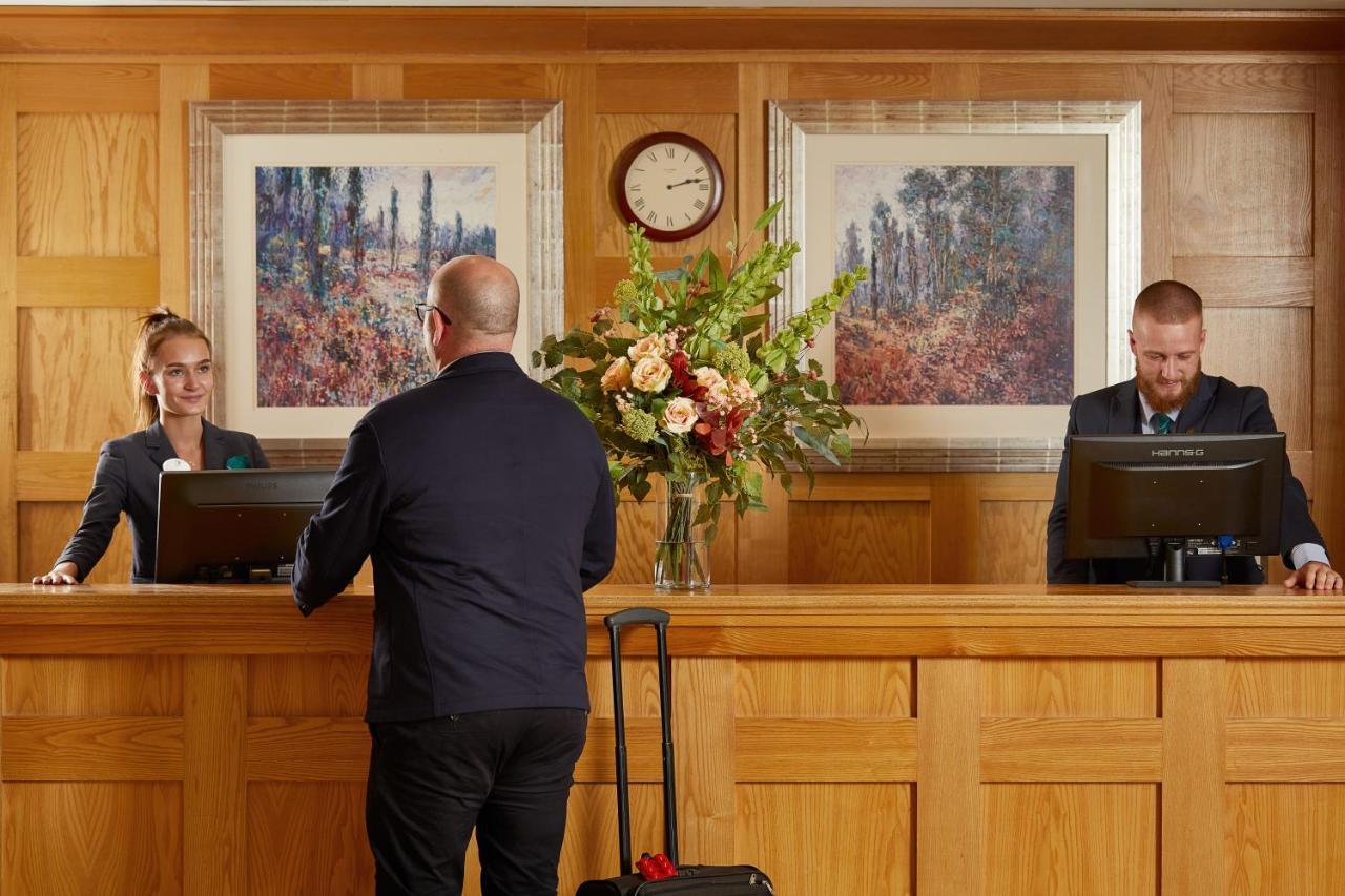 Macdonald Cardrona Hotel, Golf & Spa Peebles Esterno foto