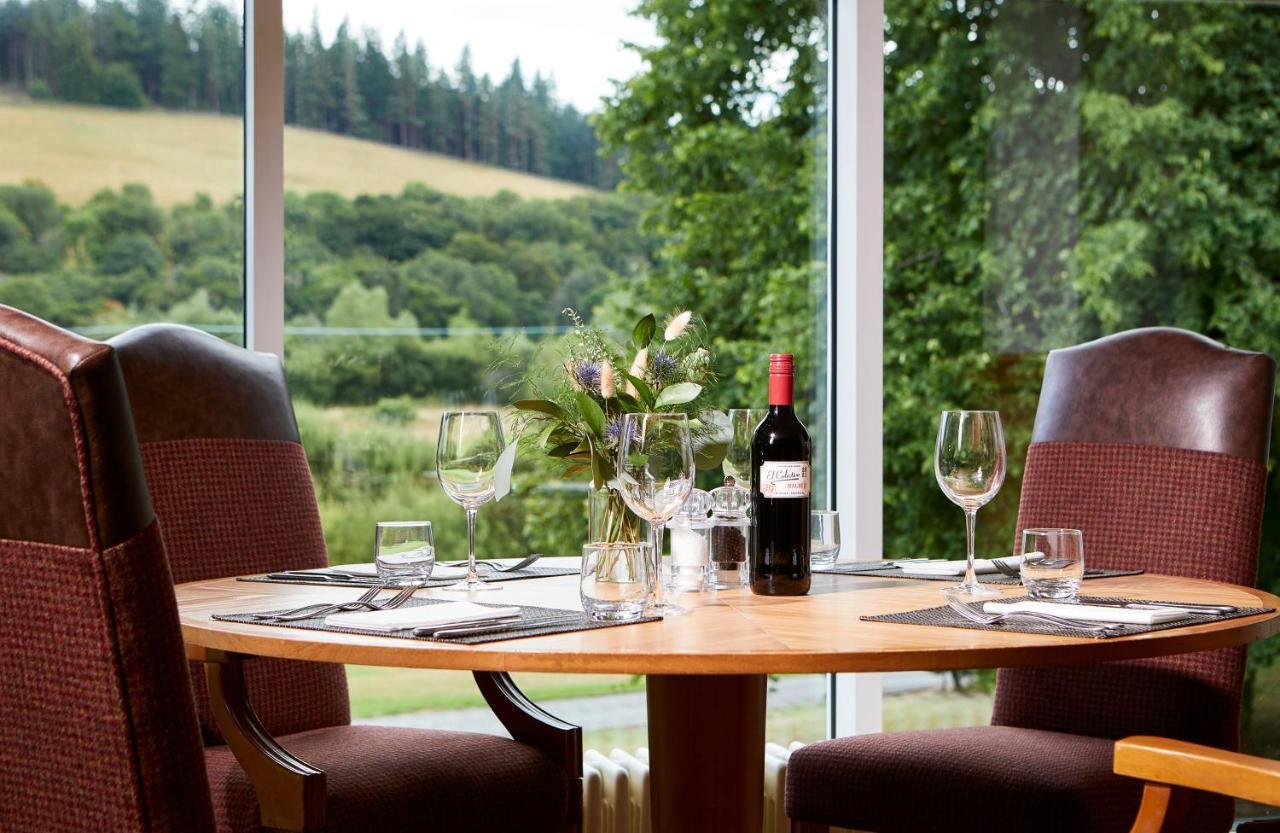 Macdonald Cardrona Hotel, Golf & Spa Peebles Esterno foto