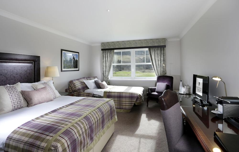 Macdonald Cardrona Hotel, Golf & Spa Peebles Esterno foto