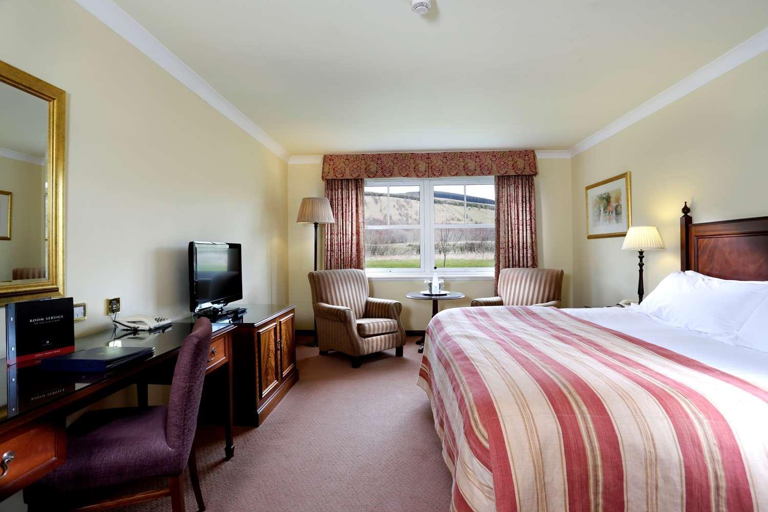 Macdonald Cardrona Hotel, Golf & Spa Peebles Esterno foto