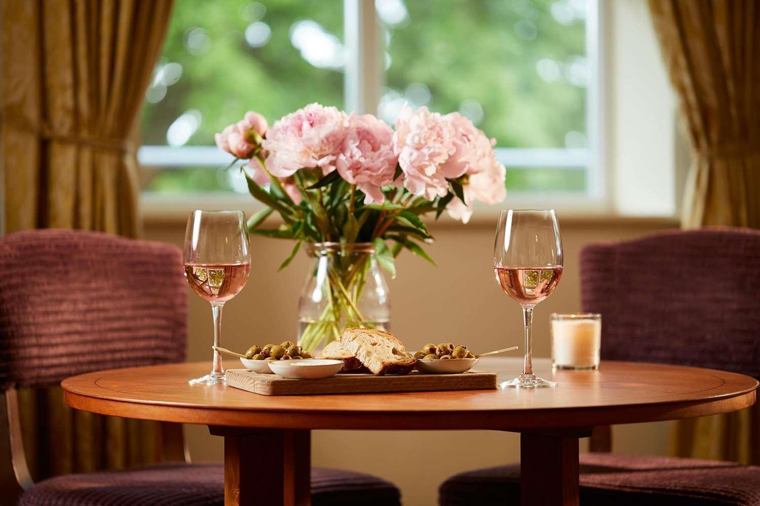 Macdonald Cardrona Hotel, Golf & Spa Peebles Esterno foto