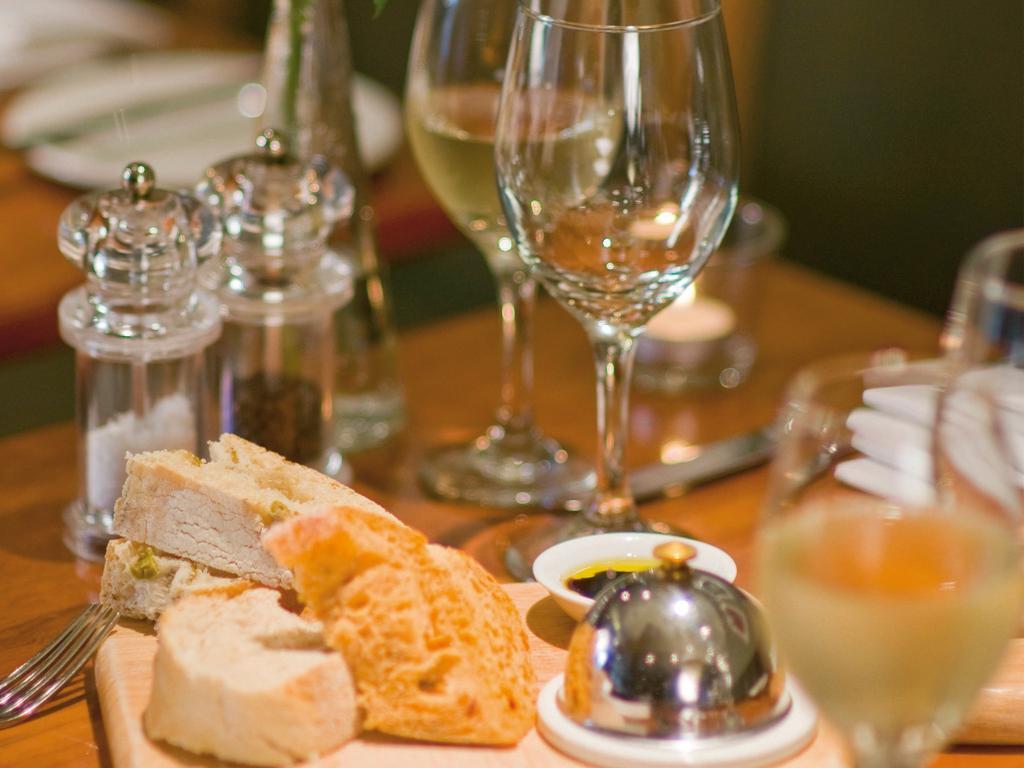Macdonald Cardrona Hotel, Golf & Spa Peebles Esterno foto